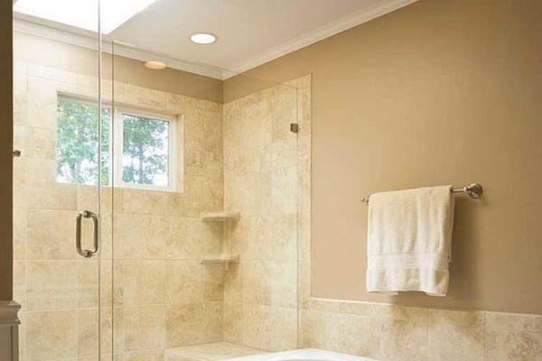 Beige bathroom paint is a classic choice 