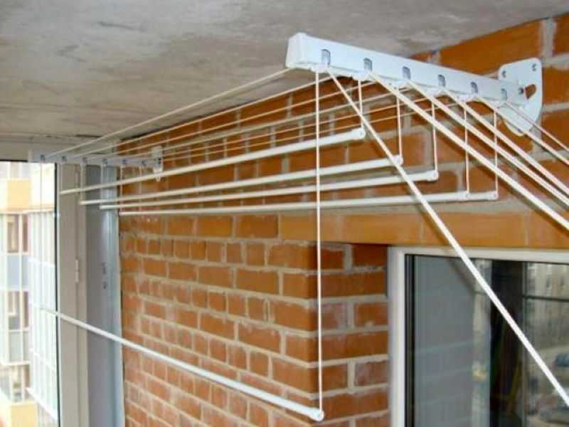 Balcony clothes dryer