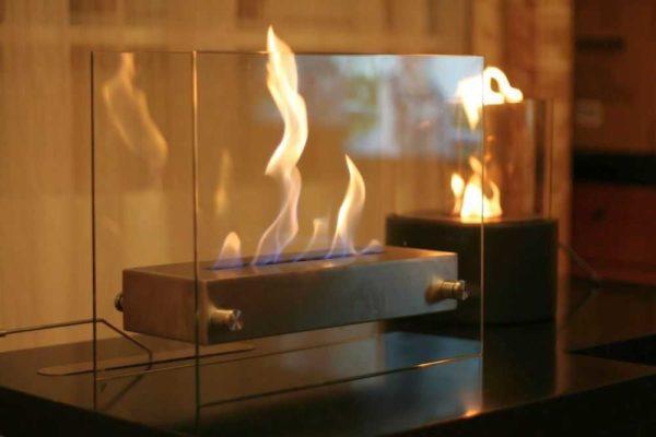 The bio-fireplace can be placed in a made portal