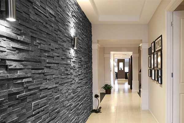 One of the options for decorating a hallway with decorative stone