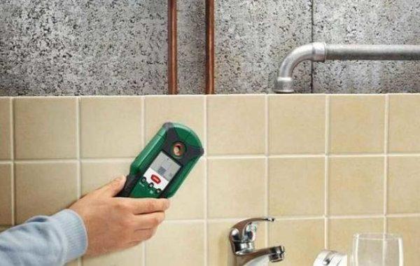 Finding hidden pipes or wires behind plaster or tile is a task that a hidden lead detection device can accomplish