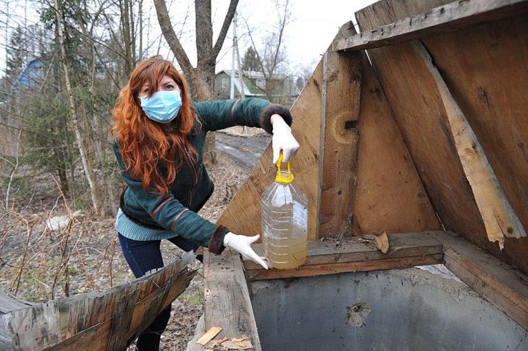 Water from well and borehole with excess iron, lime and rust content