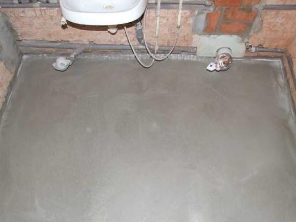 After pouring the self-leveling cement