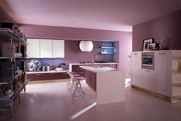 For a painted ceiling in the kitchen to look like this, you need careful surface preparation