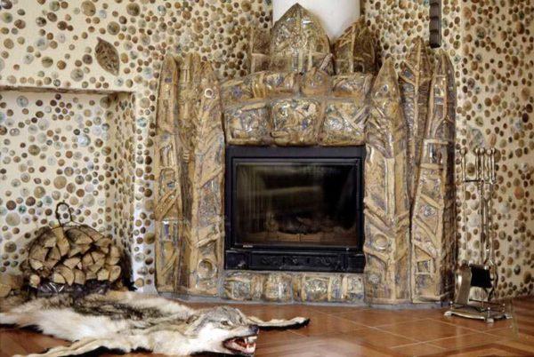 Very interesting fireplace design 