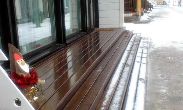 This terrace is treated with Pinotex Terrace Oil