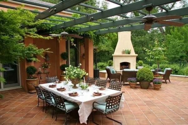 outdoor summer kitchen