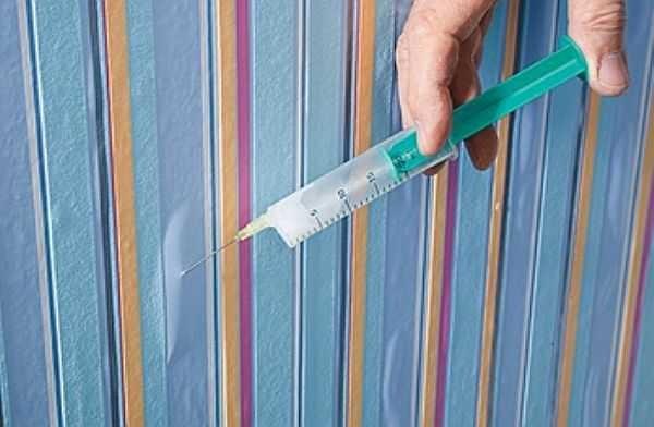 How to glue wallpaper correctly