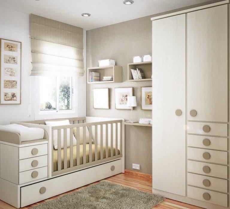 Closet for the nursery 