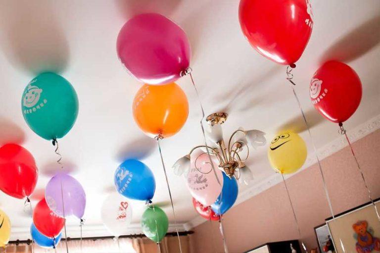 Decorating a children's room with gel balloons