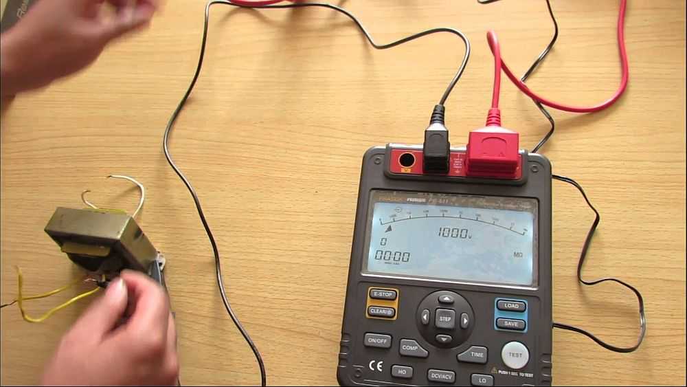 How to measure with a megohmmeter