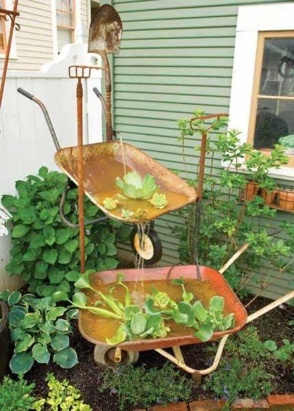 Cascade fountain from garden carts