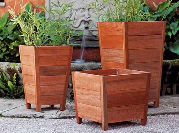 The second variant of making wooden flowerpots