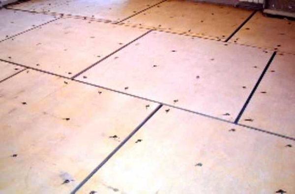 This is the correct way to install plywood on a floor