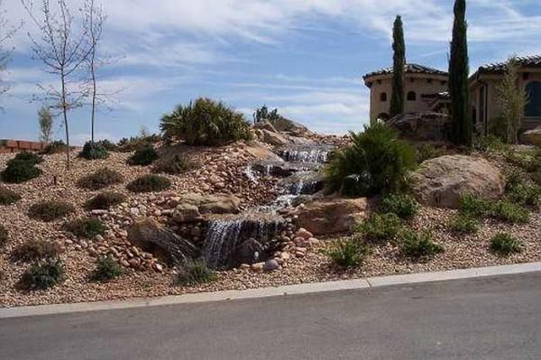 The water, running down the rocks, disappears