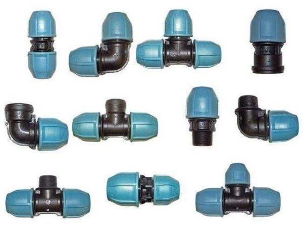 Approximate set of fittings for polyethylene water pipes