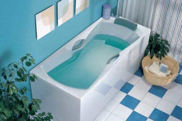 The shape of acrylic bathtubs can be different