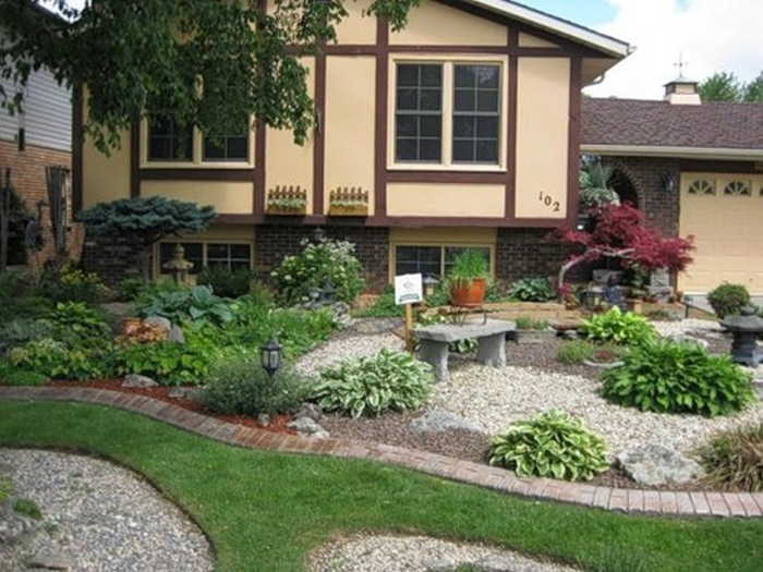 Landscaping a private house - create your own design