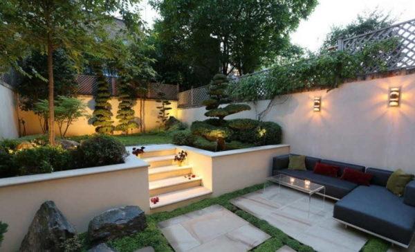 Courtyard design of a private house in oriental style