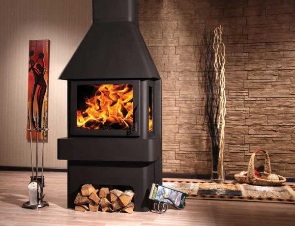 The solid fuel stove can be switched to smoldering mode if a sealed door is fitted