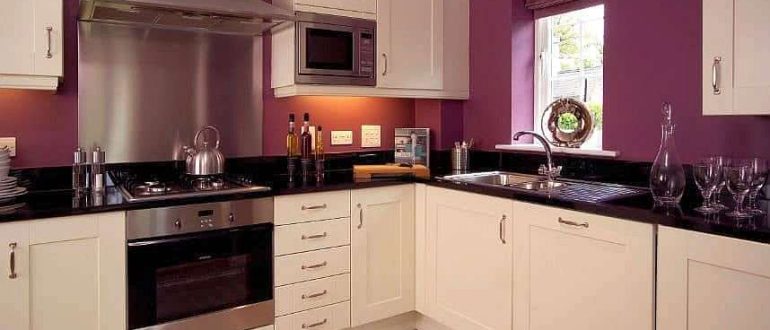 Rules of application of purple shades in the interior of the kitchen