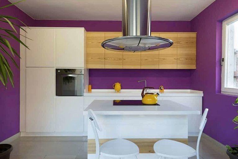 What to combine purple-baclajan color with