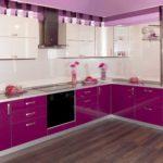 A brightly colored kitchen furniture front is a great way to make the kitchen interior lively and warm