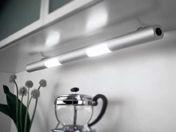 Good illumination and linear dimensions are advantages of daylight lamps