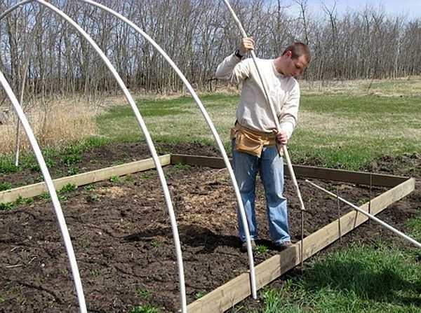 Pieces of PVC pipe are placed on the fittings