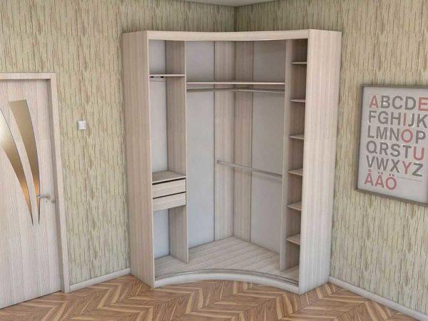 Another option for filling a five-wall closet coupe