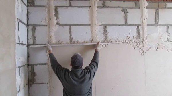 To make plastering easy, the beacons must be properly aligned