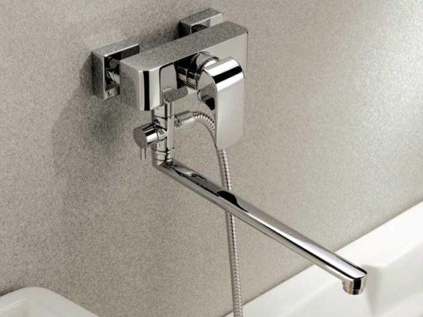 Single-lever (flag) faucet looks more modern 