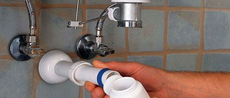 Selecting and installing a siphon for a kitchen sink (basin)